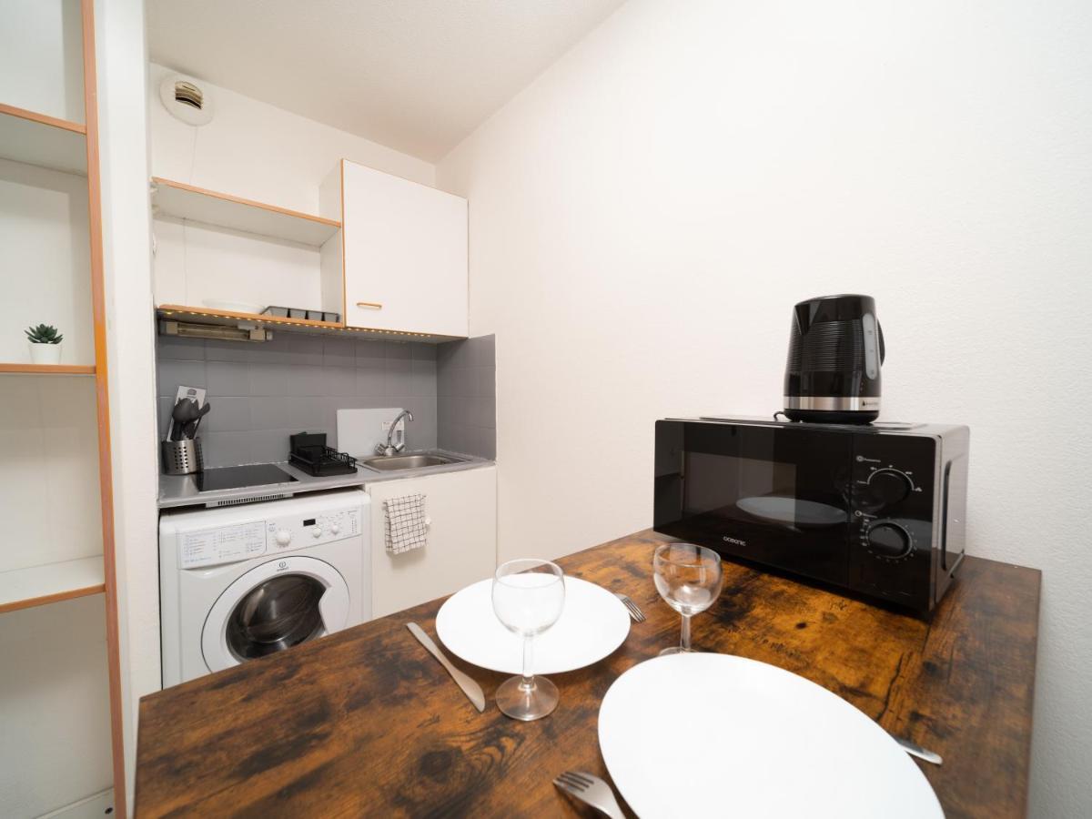 Appartement Climatise Avec Parking A 6Min A Pied De La Gare St Charles مارسيليا المظهر الخارجي الصورة